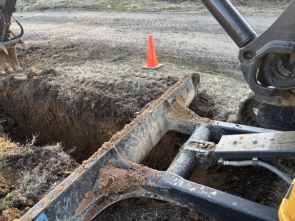 Image of John Deere 35G equipment image 4