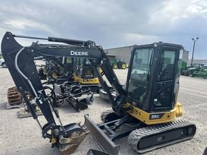 2022 John Deere 35G Image