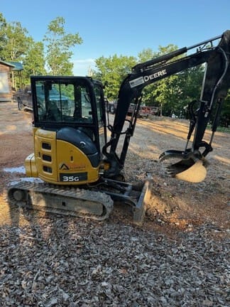 2022 John Deere 35G Equipment Image0