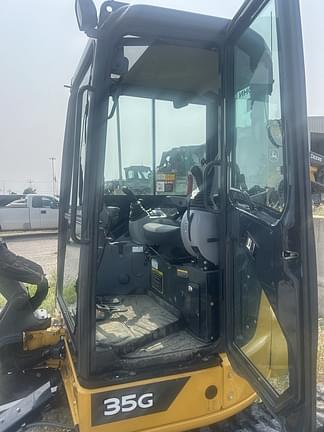 Image of John Deere 35G equipment image 3