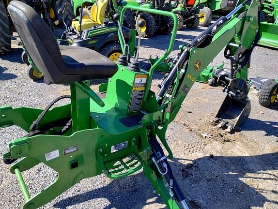 Image of John Deere 370B Primary image