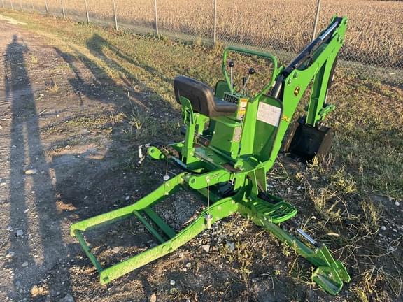 Image of John Deere 375A equipment image 2
