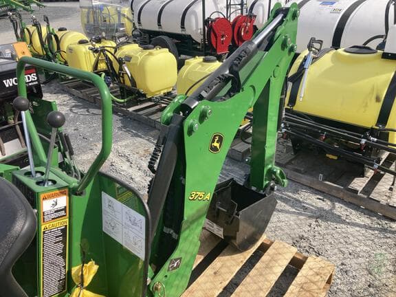 Image of John Deere 375A equipment image 2