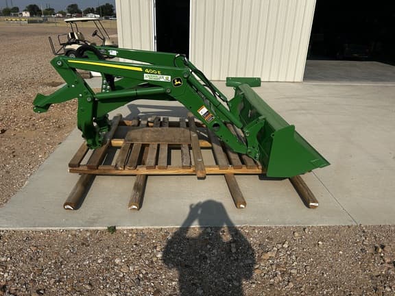 Image of John Deere 400E equipment image 1