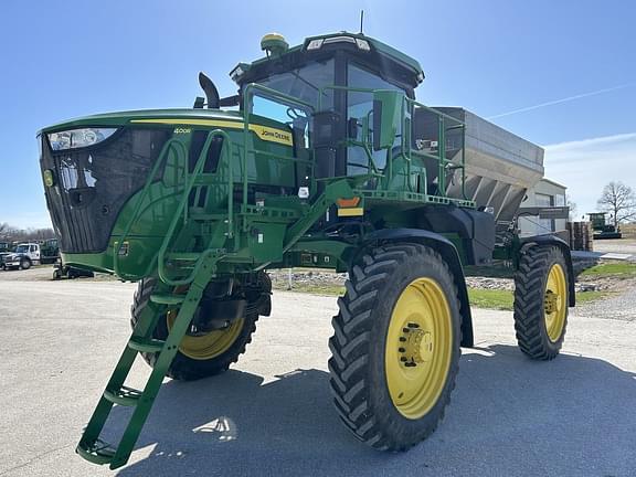 Image of John Deere 400R equipment image 1