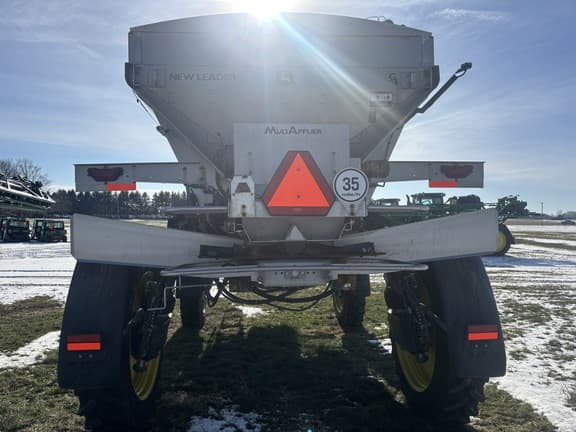 Image of John Deere 400R equipment image 3