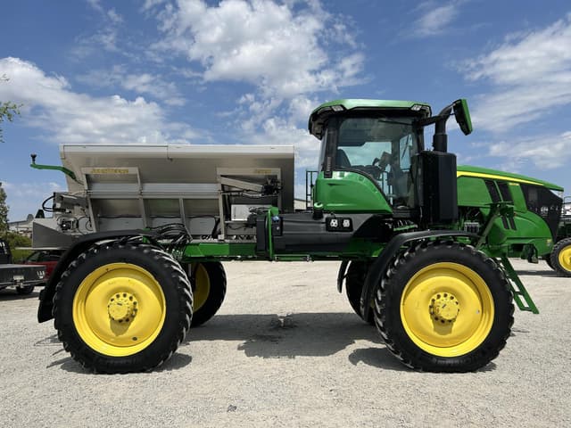 Image of John Deere 400R equipment image 3