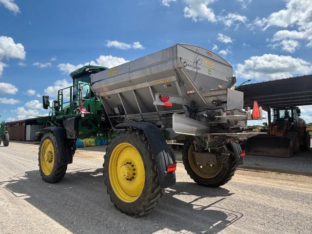 Image of John Deere 400R equipment image 3