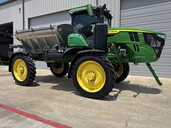 Image of John Deere 400R equipment image 4