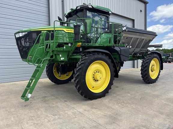 Image of John Deere 400R equipment image 1