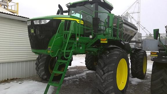 Image of John Deere 400R Primary image