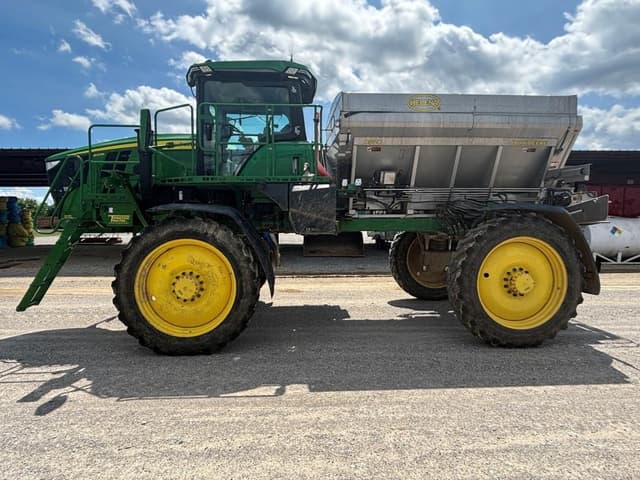 Image of John Deere 400R equipment image 2