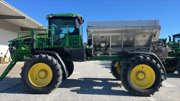Image of John Deere 400R equipment image 3