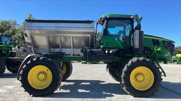 Image of John Deere 400R equipment image 1