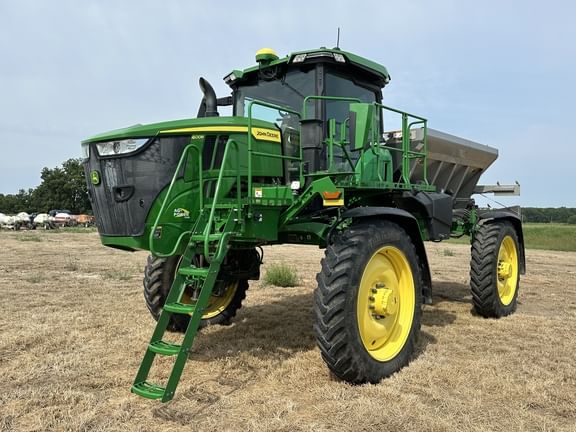 2022 John Deere 400R Equipment Image0