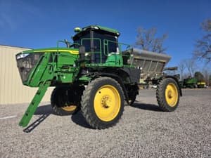 2022 John Deere 400R Image