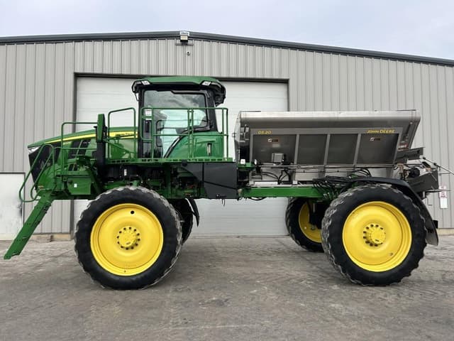 Image of John Deere 400R equipment image 2