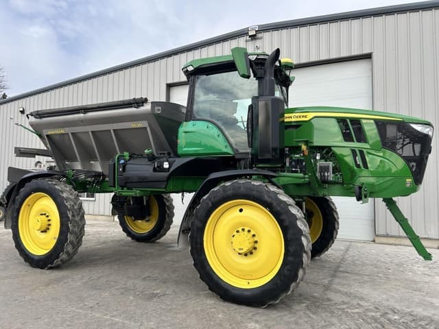 Image of John Deere 400R equipment image 1