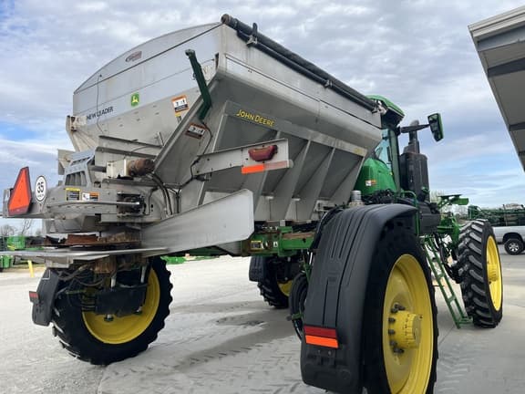 Image of John Deere 400R equipment image 4