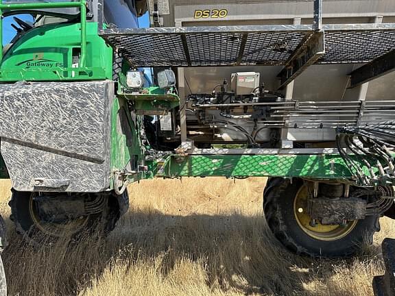 Image of John Deere 400R equipment image 3