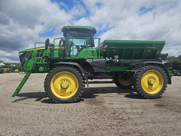 Image of John Deere 400R equipment image 1