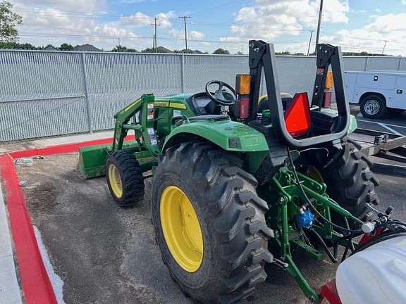 Image of John Deere 4044M equipment image 3