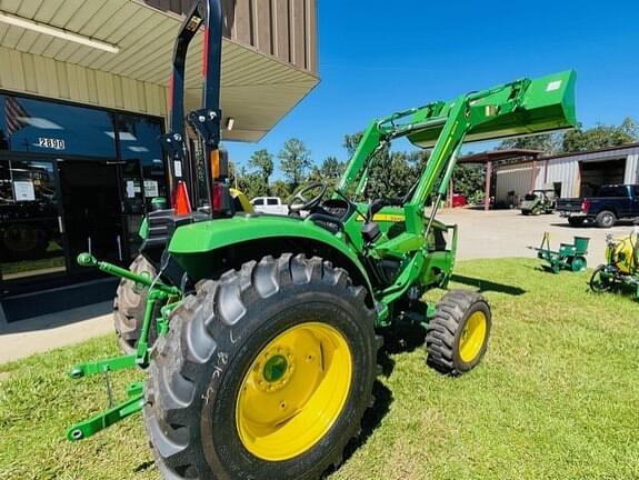 Image of John Deere 4044M equipment image 3