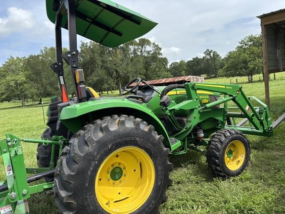 Image of John Deere 4044M equipment image 3