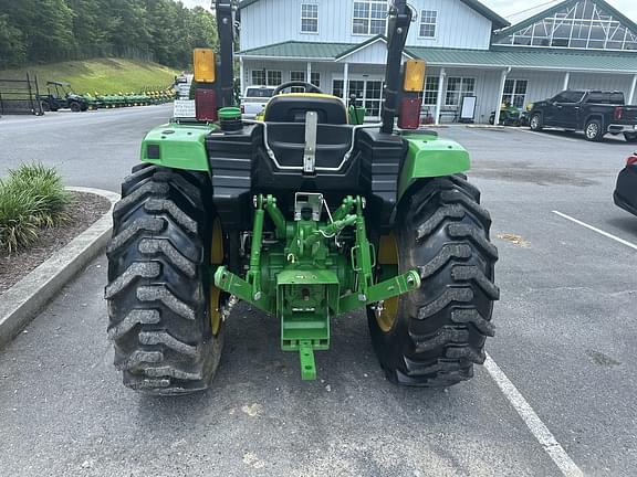 Image of John Deere 4044M equipment image 3