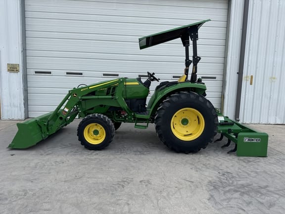 Main image John Deere 4044M