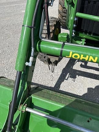 Image of John Deere 4044M equipment image 4