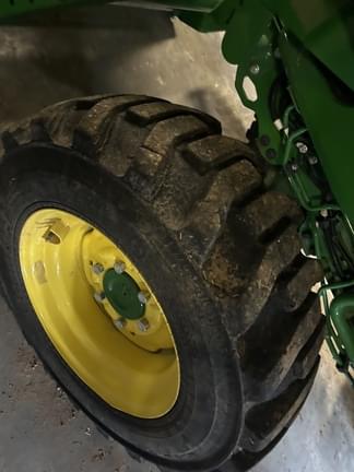 Image of John Deere 4044M equipment image 3