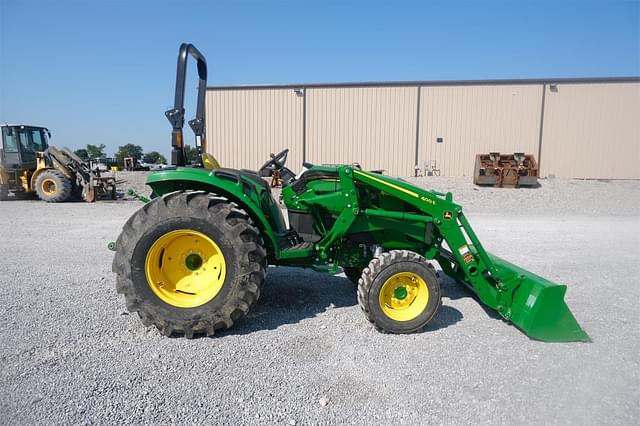 Image of John Deere 4044M equipment image 3