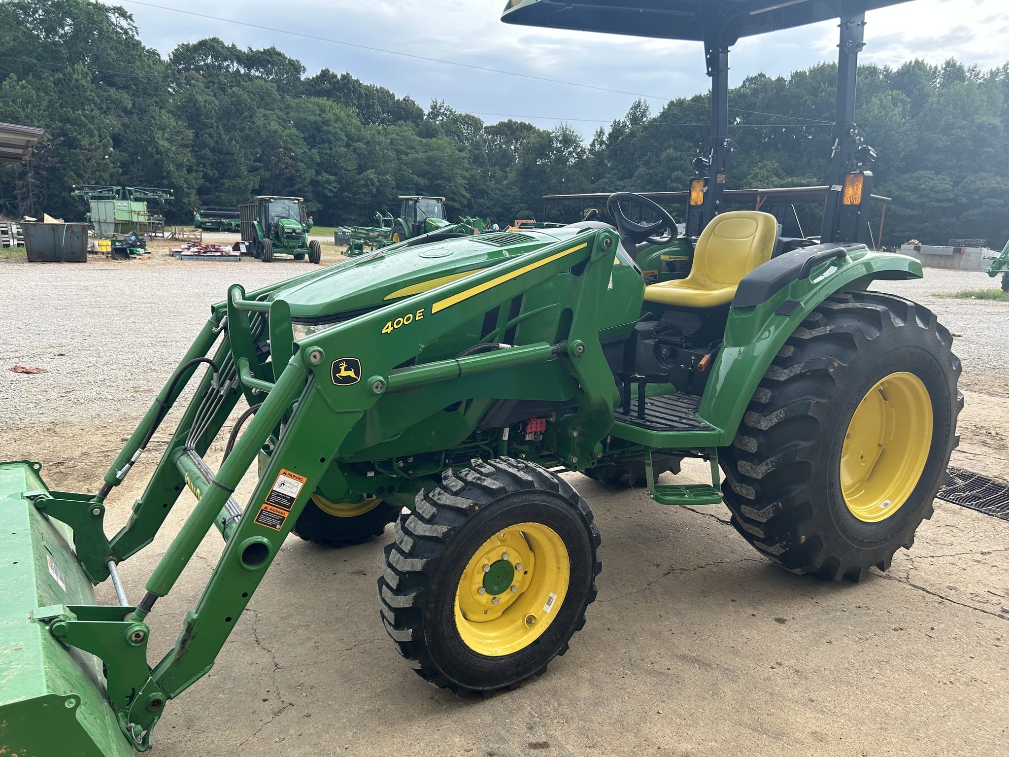 Main image John Deere 4044M