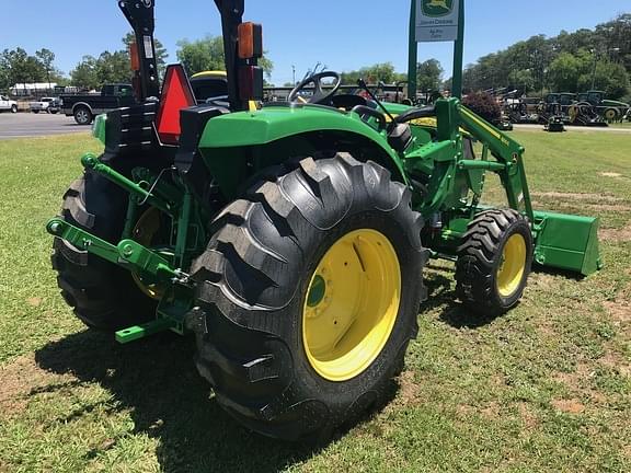 Image of John Deere 4044M equipment image 3