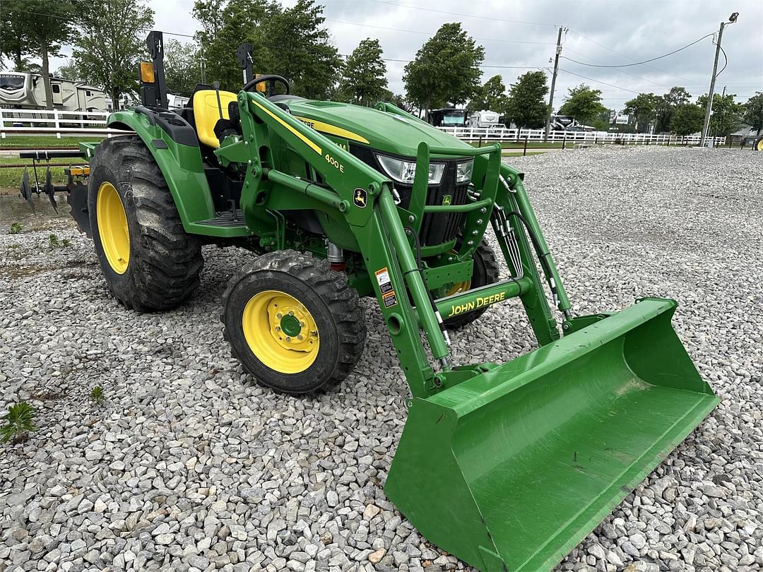 Image of John Deere 4044M Primary image