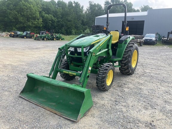 2022 John Deere 4044M Equipment Image0