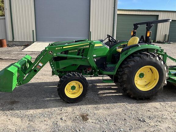 2022 John Deere 4044M Equipment Image0