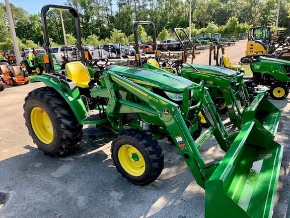 Main image John Deere 4044M