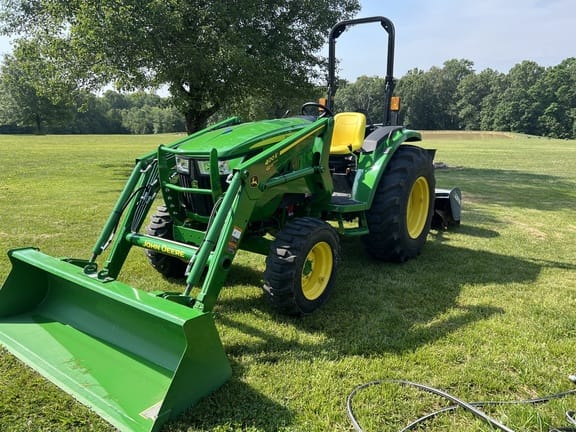 Main image John Deere 4044M
