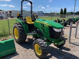 2022 John Deere 4044M Equipment Image0