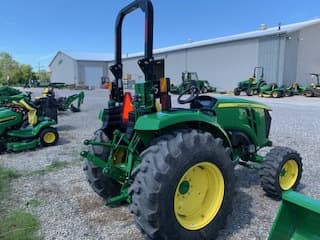 Image of John Deere 4044M equipment image 3