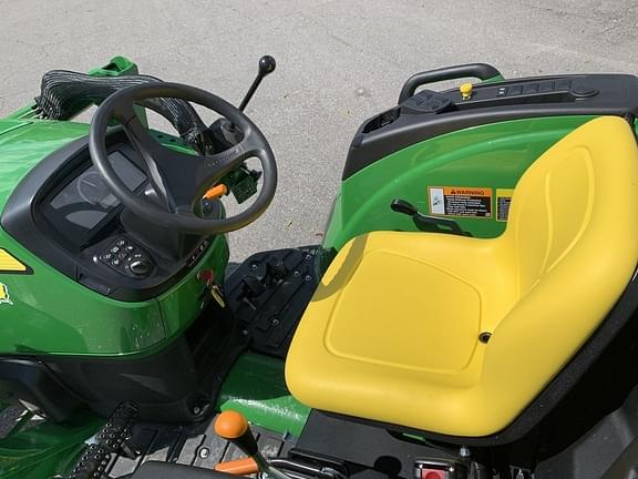 Image of John Deere 4044M equipment image 3
