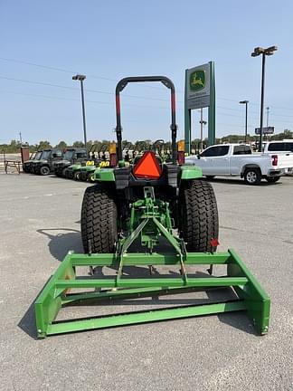 Image of John Deere 4044M equipment image 3