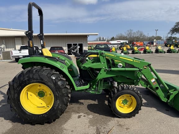 Image of John Deere 4044M equipment image 4