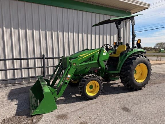 Image of John Deere 4044M equipment image 2