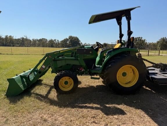 2022 John Deere 4044M Equipment Image0