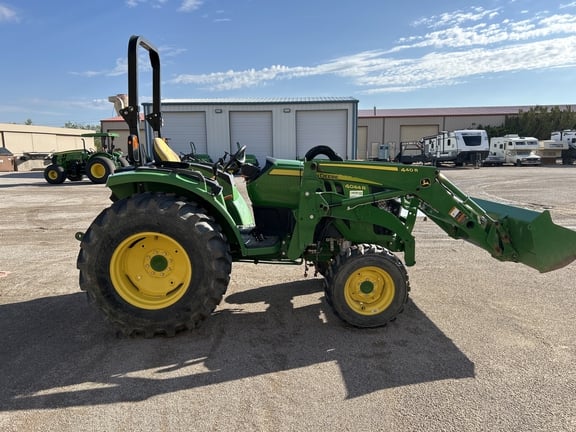 2022 John Deere 4044R Equipment Image0