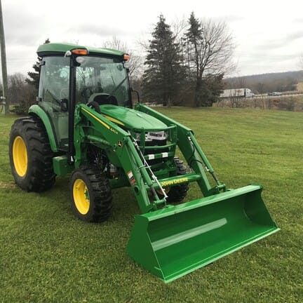 Main image John Deere 4044R