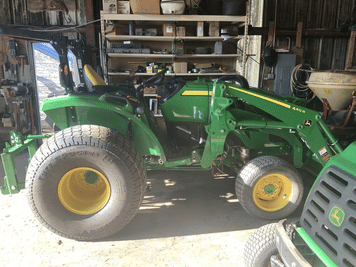 Main image John Deere 4044R